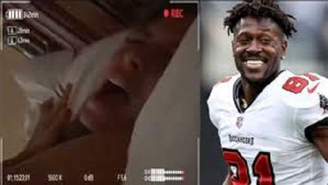 FULL VIDEO: Antonio Brown Nude & Sex Tape Leaked! *NEW*